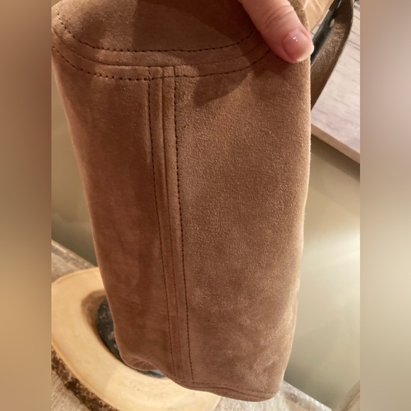 Michael Kors Fulton Suede Tan Leather Slouchy Bold Gold Logo Hobo Shoulder Bag - Picture 5 of 12